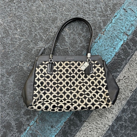 Coach Madison EUC Op Art 3 Compartment Shoulder Bag - Picture 1 of 12